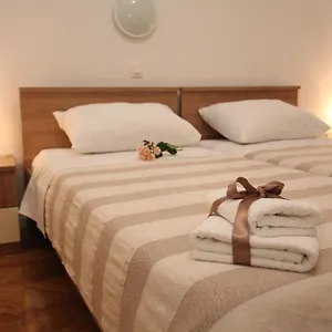 Vincent Apt. In Old Town Centre Zadar